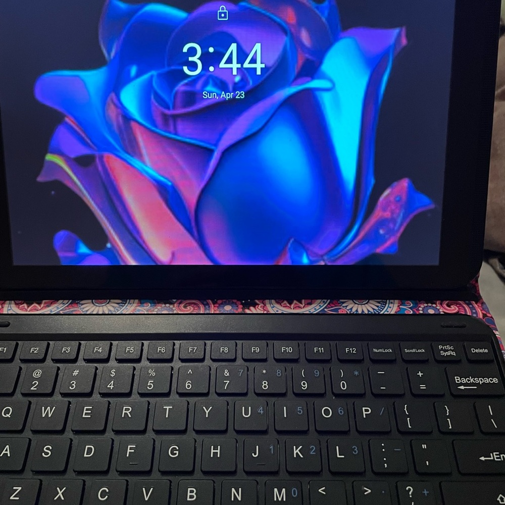 Visual land tablet laptop